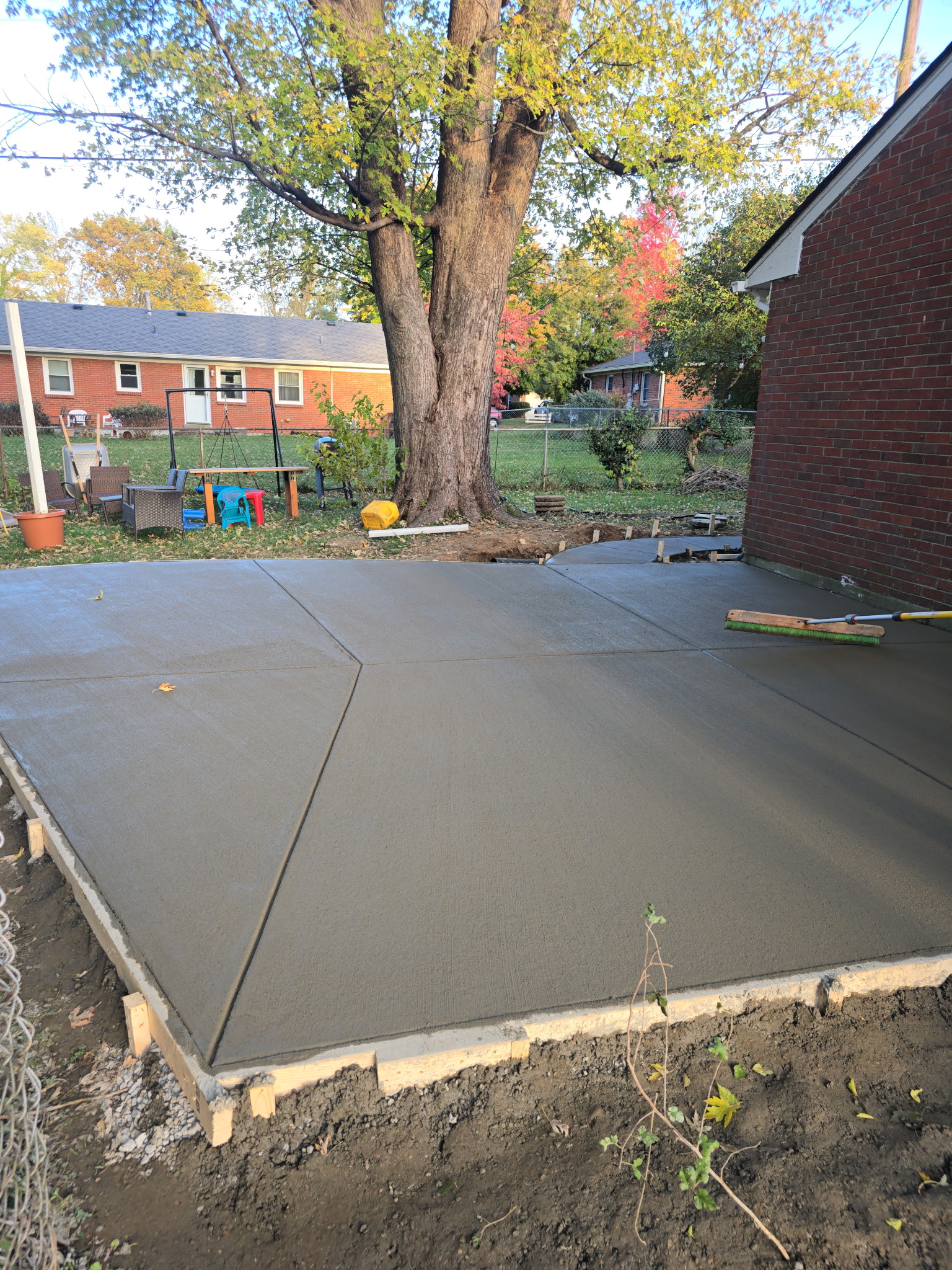 Residential concrete installation by Coaty and the Crew