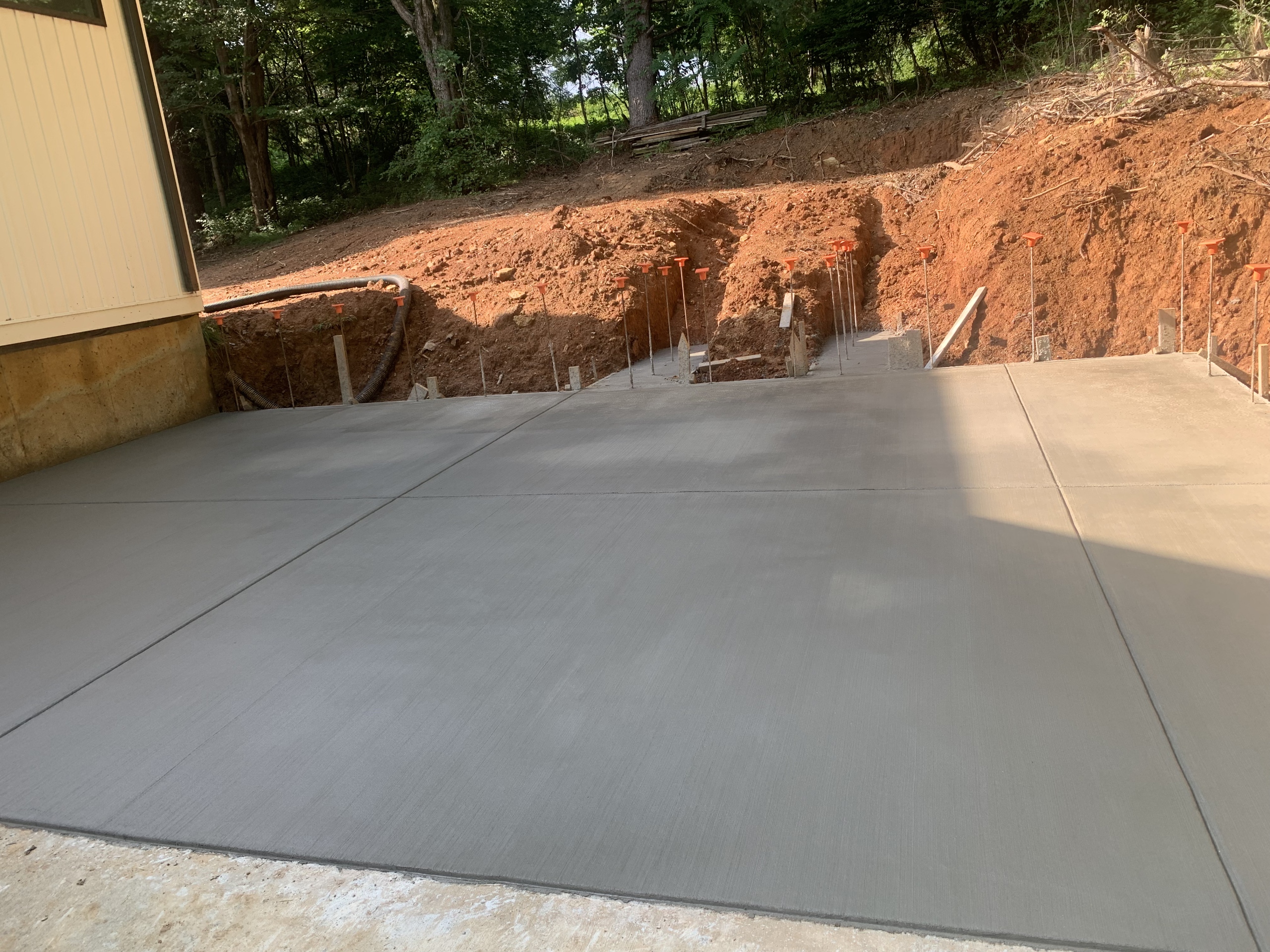 Commercial flatwork and concrete slab
